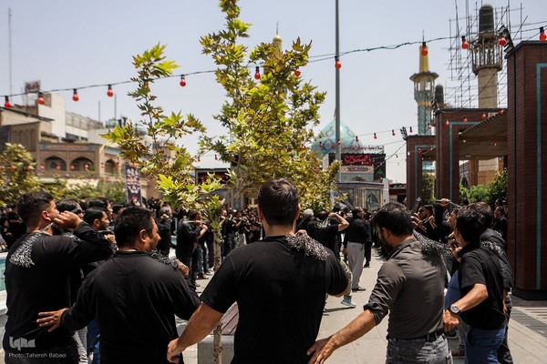 Teheraner trauern um Imam Hussein (as.)