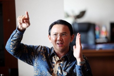 Indonesian Official Apologizes to Muslims for Alleged Defamation