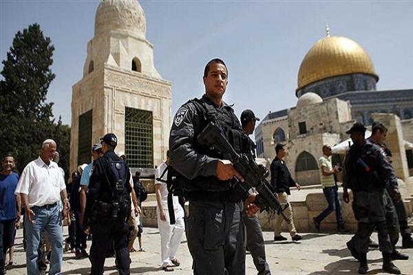 Zionist Settlers Attack al-Aqsa Mosque Compound