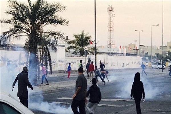 Bahraini Forces Clash with Protesters Marking Martyrs’ Day