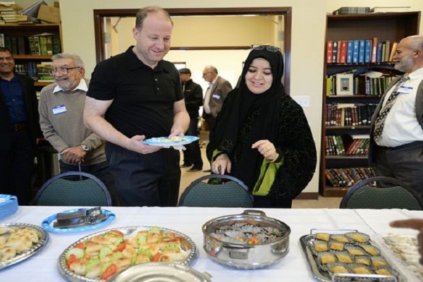 US Congressman Vows to Fight Any Federal Muslim Registry