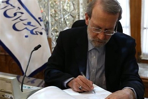 Iran’s Parliament Speaker Felicitates Counterparts on Christmas