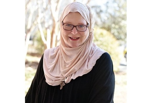 Christian Conway Woman Wears Hijab Christian Conway Woman Wears Hijab