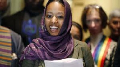 Wheaton College to 'Part Ways' with Hijab-wearing Professor