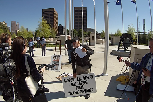 Only One Person Shows Up at Trump-Lover’s Anti-Islam Rally in Georgia
