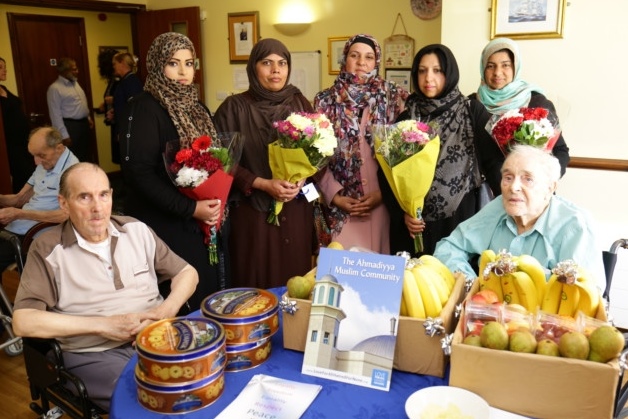 Muslims Show Respect through Gifts to Elderly in Dagenham
