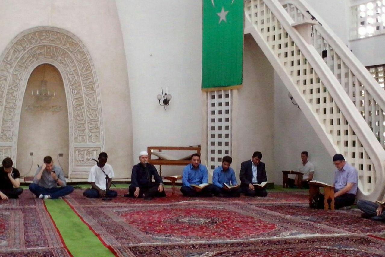 Iranian Tawasheeh Group Performs in Zagreb Mosque Iranian Tawasheeh Group Performs in Zagreb Mosque