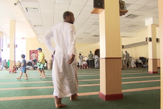 Police Probing Pamphlet Targeting Quebec City Mosque