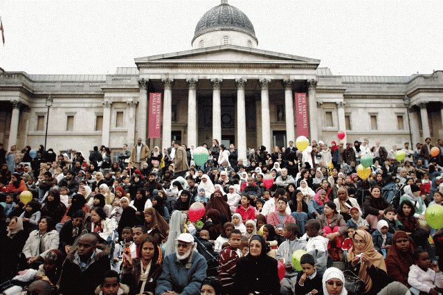 Charity Commission Hails 'Sheer Scale' of Fundraising by British Muslims During Ramadan Charity Commission Hails 'Sheer Scale' of Fundraising by British Muslims During Ramadan