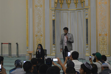 Iranian Girl Recites Quran in Moscow Iranian Girl Recites Quran in Moscow