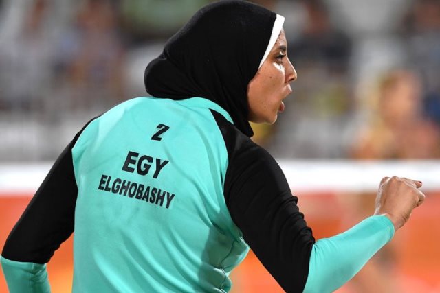 Egypt’s Hijab-Wearing Volleyballer Raises Eyebrows in Rio