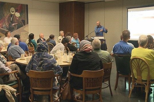 Community holds Islam forum Community holds Islam forum
