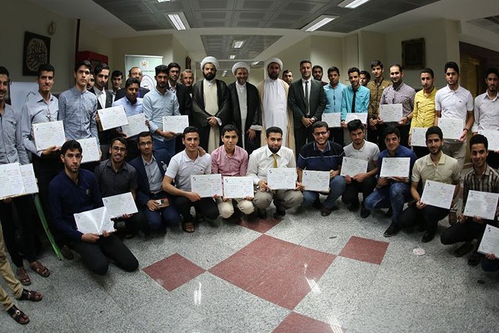 Students Quranic Course Concludes in Karbala Students Quranic Course Concludes in Karbala