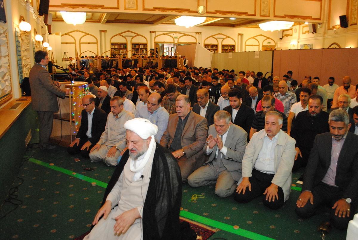 Eid Prayers Held in Islamic Center in London, Stockholm