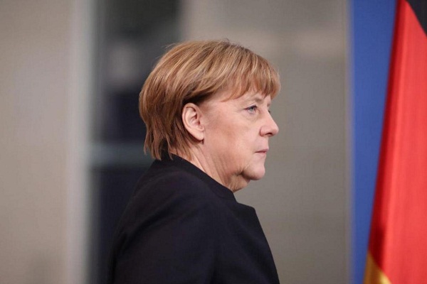 Merkel Attacks Trump for Targeting 'People from Specific Background or Faith'