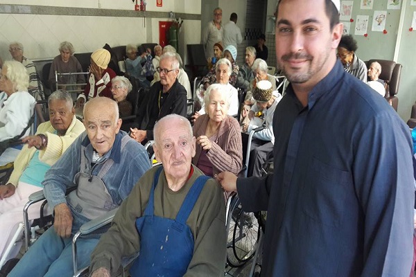 Brazil Islamic Center Hosts Elderly