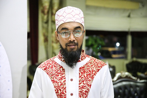 Indonesian Qari Lauds Iran for Holding Visually-Impaired Quran Contest