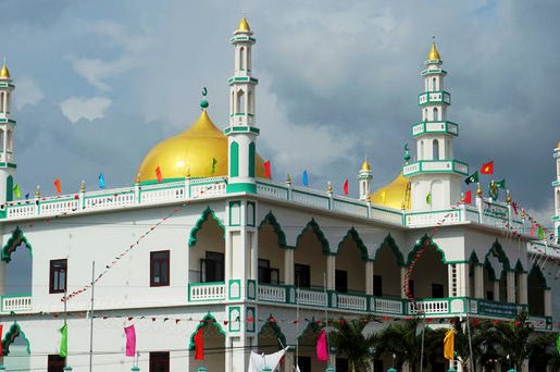 Turkey's IHH opens Vietnam's largest mosque