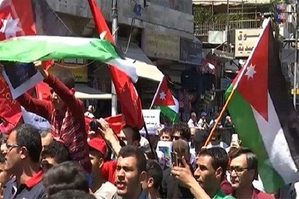 Jordanians Hold Rally in Support of Palestinian Inmates on Hunger Strike