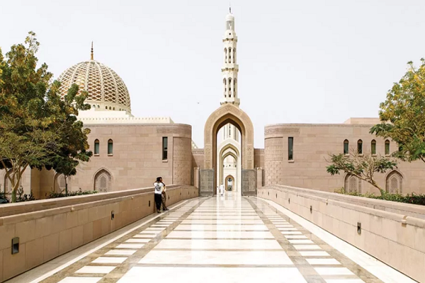 Study Shows Rise in Religious Beliefs, Quran Centers in Oman