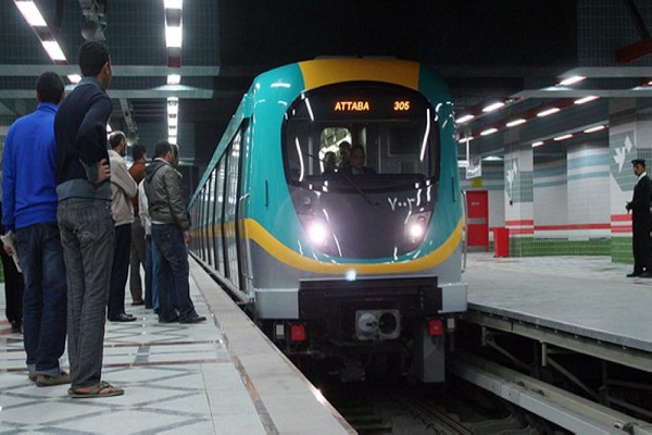 Al-Azhar Sets Up Religious Edict Booths in Cairo Subway