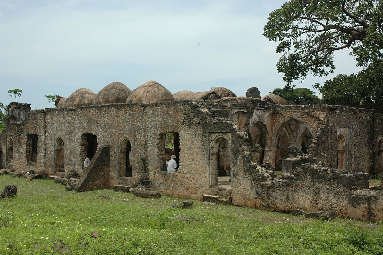 Quick View at Distinctive Mosques in Sub-Saharan Africa