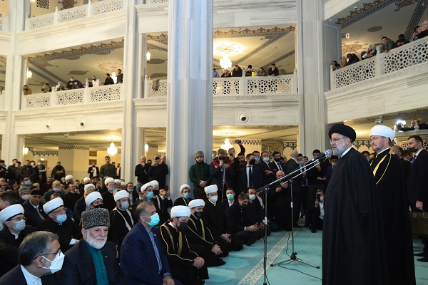 Iran's president at Moscow Grand Mosque