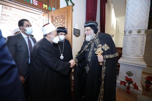 Al-Azhar Chief, Pope Tawadros II meet 