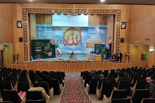 Iran’s Defense Ministry Holds Quran Competition  