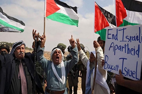 Palestinians condemn Israeli Apartheid