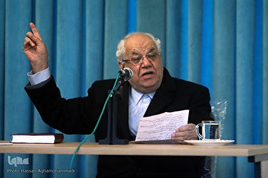 Expert Talks of Status of Quran in Suhrawardi&rsquo;s Philosophy