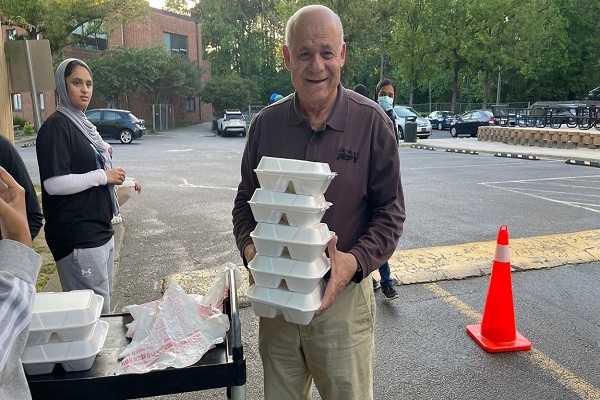 Muslim Community in North Carolina Holds Ramadan Food Giveaway  