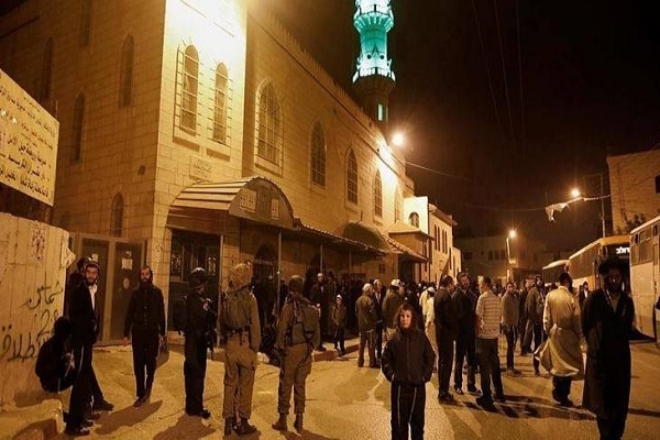 Zionist Forces Open Fire at Palestinians Protesting Settlers Intrusion into West Bank Town’s Mosque 