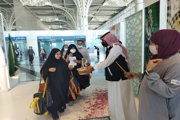 Iranian Hajj pilgrims arrive in Medina