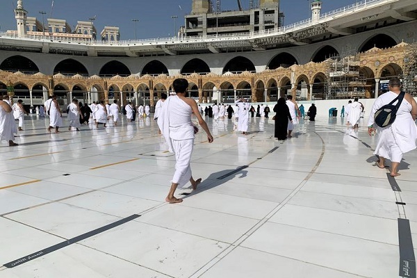 Umrah pilgrims in Mecca