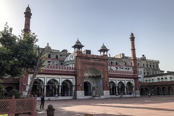 Fatehpuri Masjid in Old Delhi