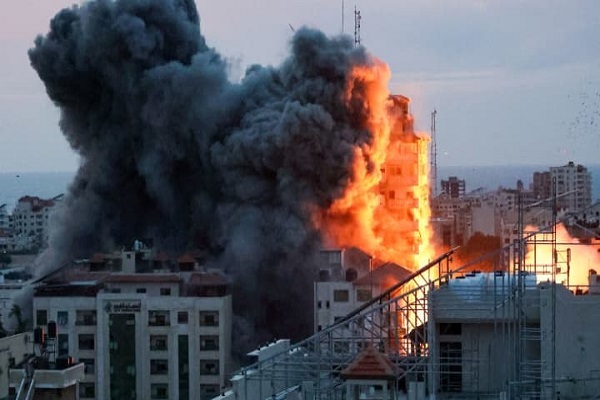 Israeli regime continues airstrikes on Gaza