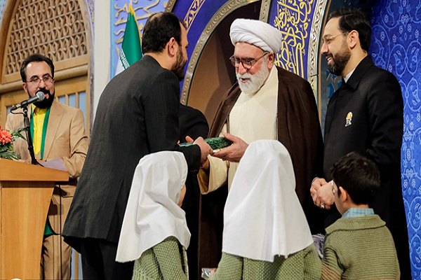 Gathering of Quranic Activists Held at Imam Reza Holy Shrine