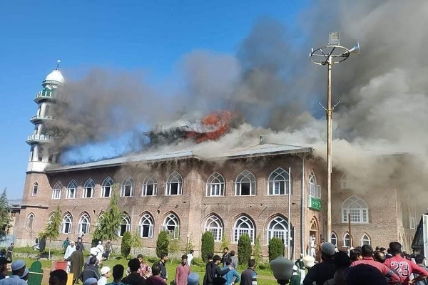 Fire in Mosque in Indian-Administered Kashmir Causes Damage