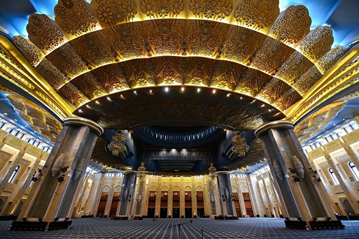Grand Mosque of Kuwait in Pictures