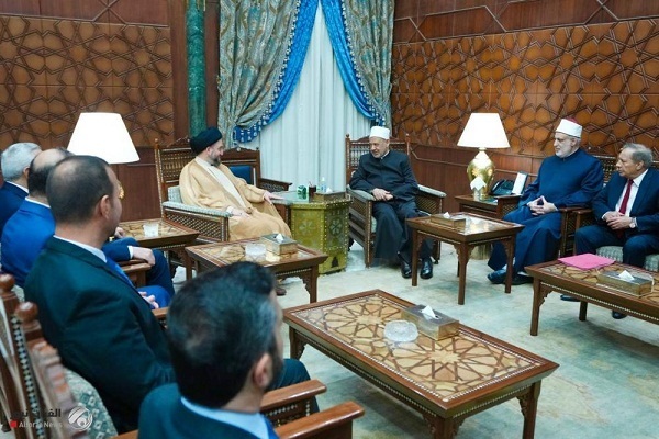 Iraq’s Al-Hakim, Al-Azhar Chief Meet in Cairo