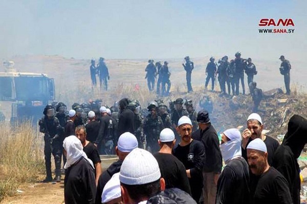 Israeli regime forces attacks residents of occupied Golan Heights