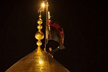 Flags of Karbala Holy Shrines Replaced Ahead of Muharram  (+Video)