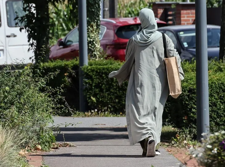 Top French Court Upholds Ban on Muslim Abayas in Schools