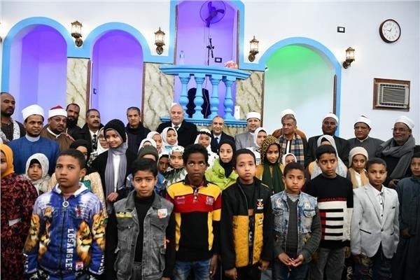 Children learn Quran at centers affiliated to Al-Azhar
