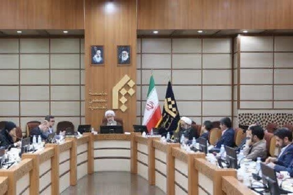 The president of Al-Mustafa International University met with faculty members of the Education Studies Research Center