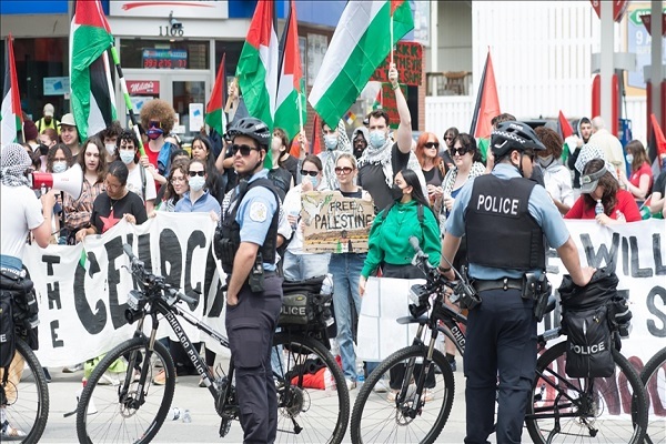 University students in the US demand an end to Israeli genocide in Gaza.