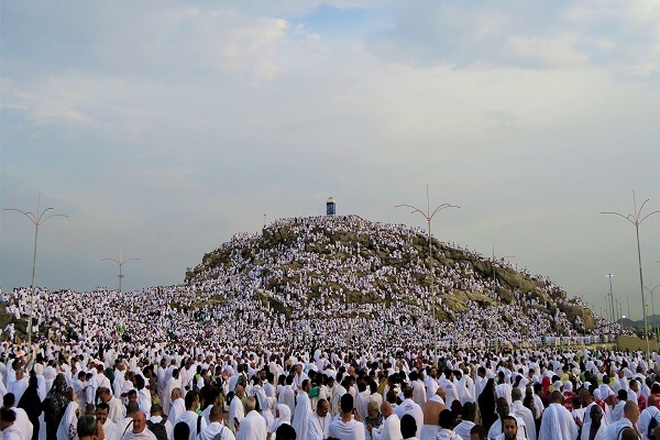Hajj pilgrims at Mount Arafat on the ninth day of Dhu al-Hijjah