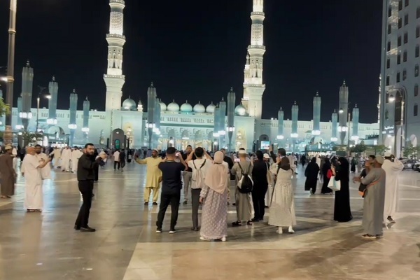 Iranian Noor Convoy in Mecca