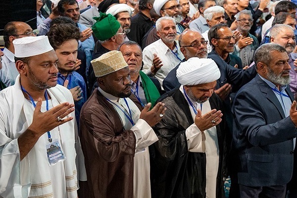 A ceremony held to honor Pir-Gholaman Husseini (veteran servants of ceremonies held to commemorate Imam Hussein’s (AS) martyrdom)